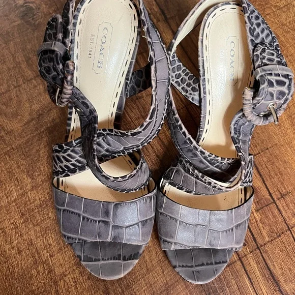 COACH Heels - Karlie Color charcoal gray and black size 7.5 - Picture 7 of 11